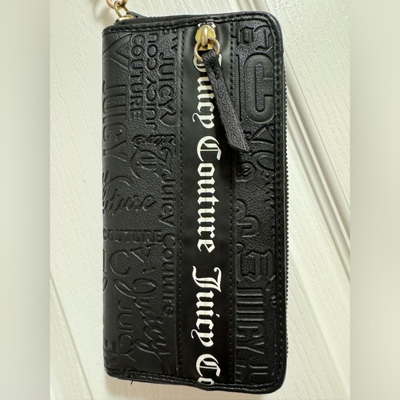 Juicy Couture Wallet - Picture 2 of 5